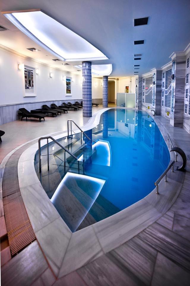 The Sign Kocaeli Thermal Spa Hotel &Convention Center Golcuk Exterior photo